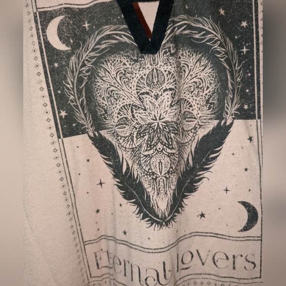 Torrid 3X Deep V Pink T-shirt "Eternal Lovers" - Picture 3 of 7